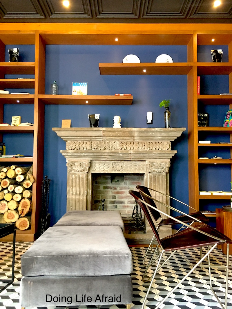 Hermann Thomas Cafe Fireplace WM